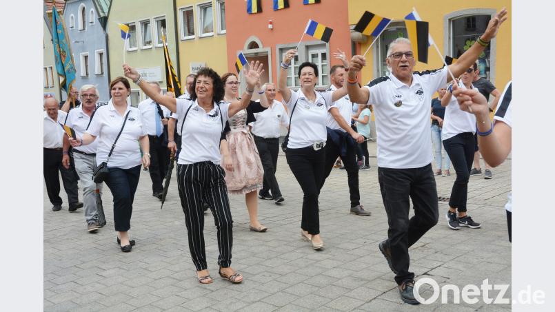 800 Jahre Neustadt Festzug Gabi Schönberger