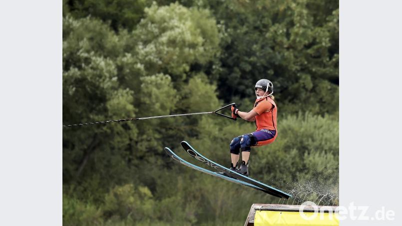 Deutsche Meisterschaften 2018 im Wasserskifahren

Saison: 2018

Petra Bopple-Filbig vom WSC Haidweiher beim Sprung


Bild: Ziegler Hubert Ziegler