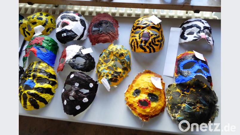 Fantasievolle Masken. fsb