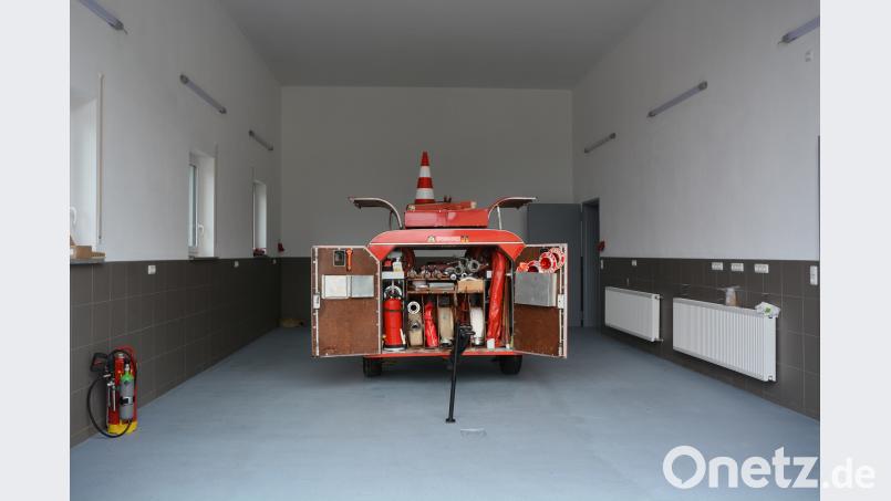 In der Fahrzeughalle gibt es reichlich Platz. jr
