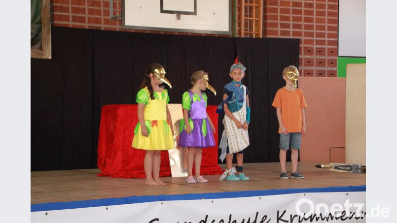 Mit &quot;Irgendwie anders&quot; begeisterte die dritte Klasse bei der Abschiedsfeier. den