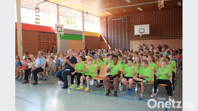 Bei biene maja grooven die Schüler und ihre Gäste kräftig mit. den