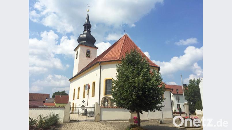 Prächtig steht sie da, die Pfarrkirche Sankt Jakobus in Thurndorf. Sie ist Zentrum des fast 1000 Jahre alten Dorfes. Seit dem gestrigen Mittwoch feiern die Thurndorfer das Patrozinium der Kirche. ü