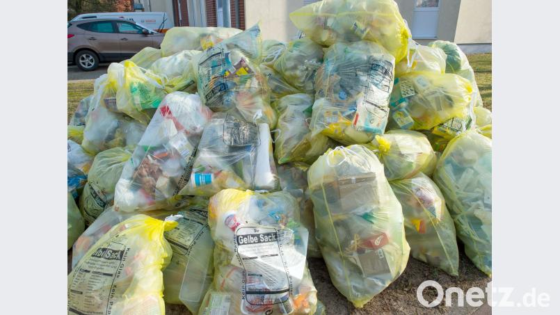 Trotz aller Recycling-Bemühungen landen immer noch viel zu viele Verpackungen in der Müllverbrennung. Bild: Patrick Pleul/dpa