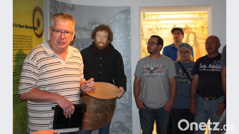 Der Forellenbach in der Langau präsentiert sich als eine herrliche Erlebniswelt für Goldwäscher aller Altersstufen. lg