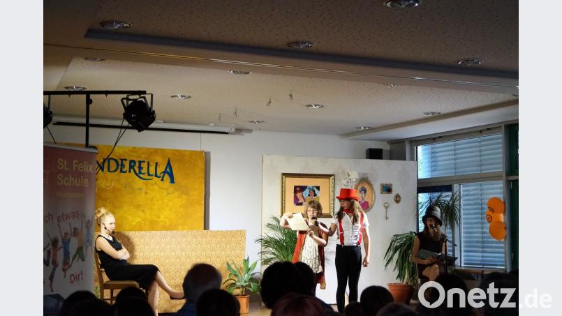 Die Cinderella-Aufführung in der St.-Felix-Schule ist ein voller Erfolg. arw