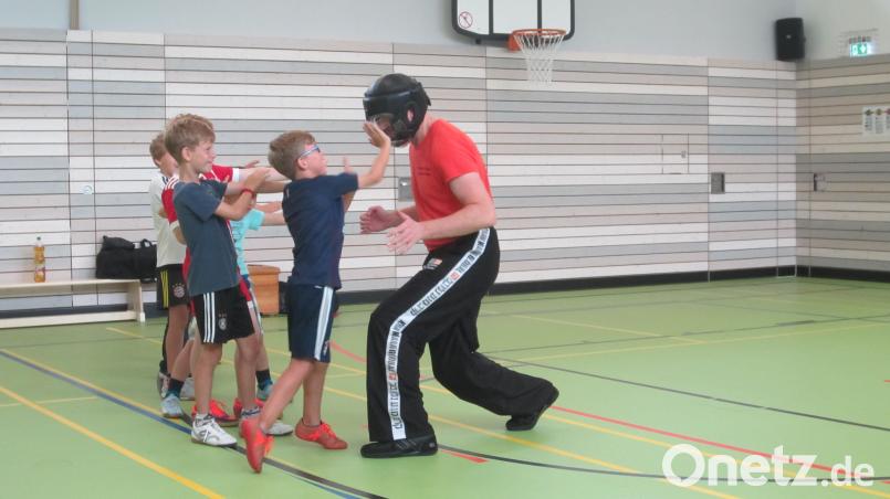 Kindertraining. exb