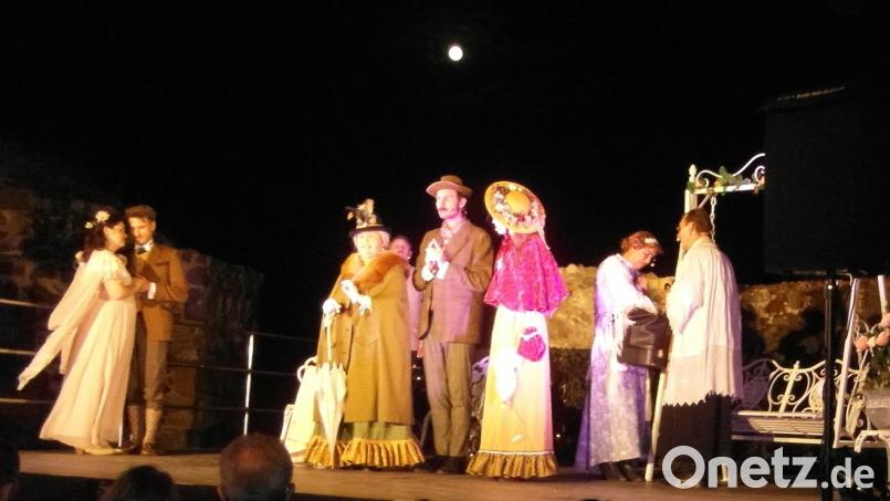 Der Heiratsantrag von Jack wird noch nicht erhört - doch sogar der Mond hilft, alles langsam in geordnete Bahnen zu lenken. hl