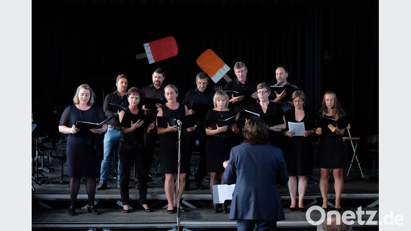 Der Lehrerchor sang drei Volkslieder von Johannes Brahms. Bild: twi