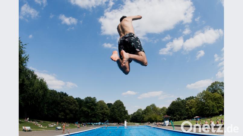 Symbolbild Julian Stratenschulte/dpa