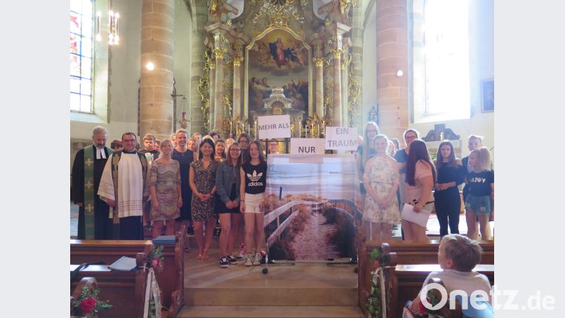 Von Träumen handelt der Schuljahresabschlussgottesdienst der Realschule in der Stadtpfarrkirche. jzk