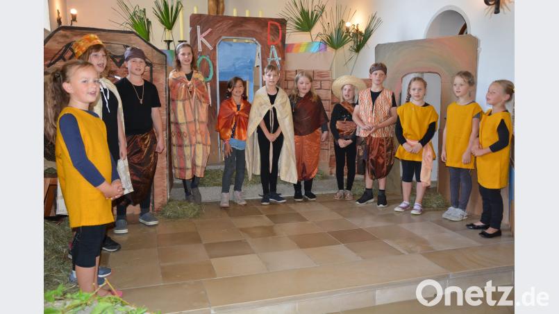 Unser Bild zeigt eine Szene aus dem Kindermusical „Daniel in der Löwengrube“. Die Kinder begeisterten sowohl im Chor, als aus solistisch. Immer wieder wurden sie mit viel Beifall belohnt jr