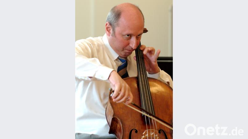 Als Gründer und Leiter ist Star-Cellist Misha Quint nicht wegzudenken aus dem Programm. Auch heuer ist er mehrmals zu erleben. Bild: exb