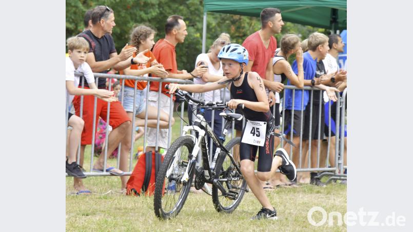 Und rauf aufs Rad beim Amberger Pirantentriathlon 2018. Ziegler