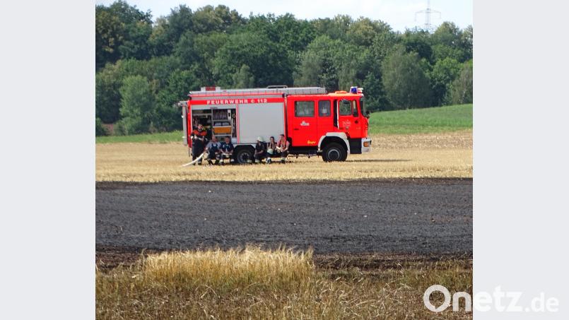 Feuerwache im Schatten bei Gluthitze mit 35 Grad. Dobmeier