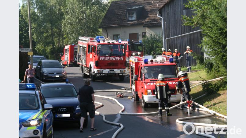 Rund 120 Einsatzkräfte vermochten Schlimmeres zu verhindern. fpoz