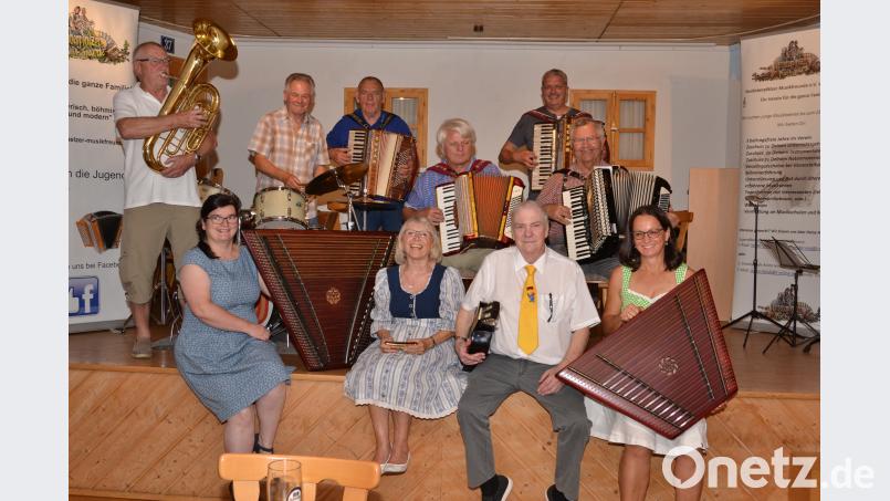 Gemeinsam zu musizieren ist die Leidenschaft der Nordoberpfälzer Musikfreunde. hcz