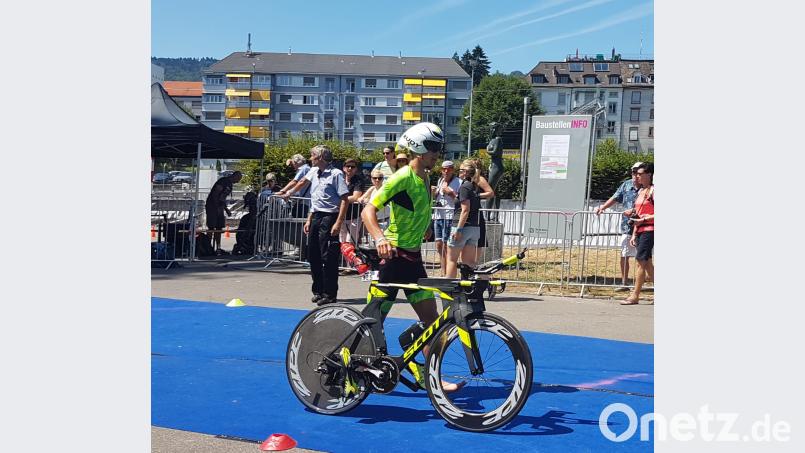 Alfred Schwabl beim Start auf die Rad-Strecke des Ironmans Zürich exb