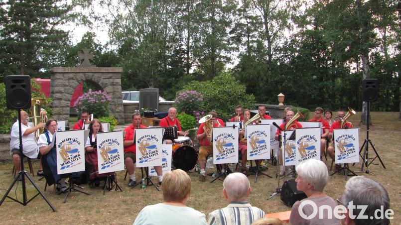 D`Oberpfälzer Weihermusikanten boten böhmische Blasmusik vom Feinstern. sei