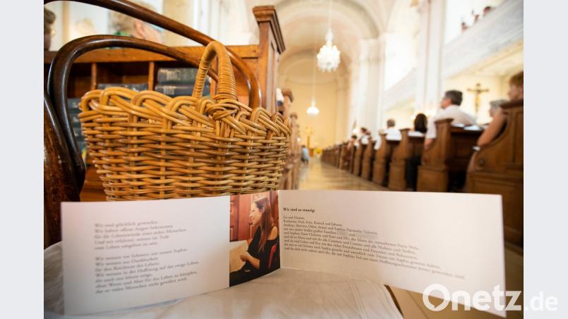 Trauerfeier für Sophia in Amberg. Daniel Karmann/dpa