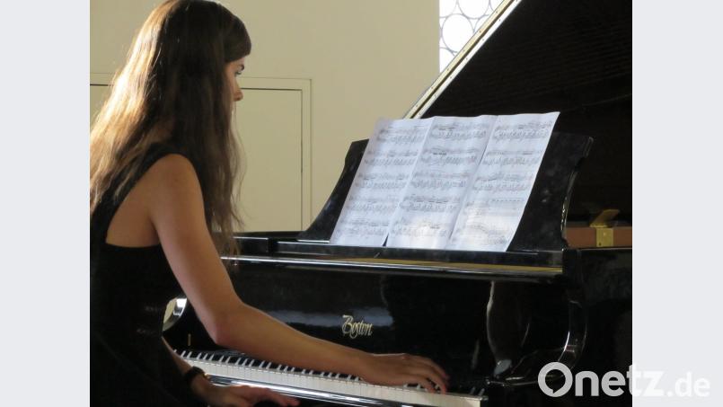 Mit Chopin verabschiedet sich Janika Sebald von der SMS. aks