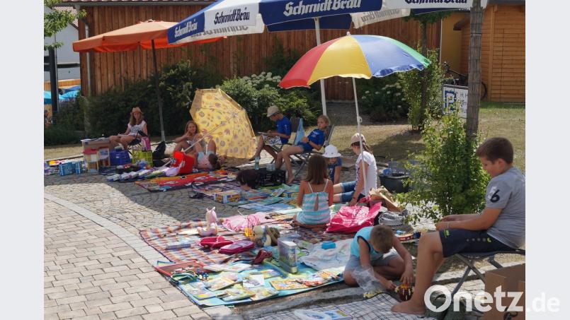Zahlreiche Kinder beteiligten sich am Kinderflohmarkt und besserten dabei ihr Taschengeld auf sgs