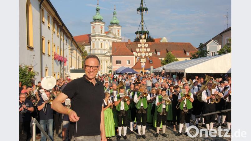 &quot;Sommer in der Stadt&quot;, dirigiert von Bernd Sommer. kro