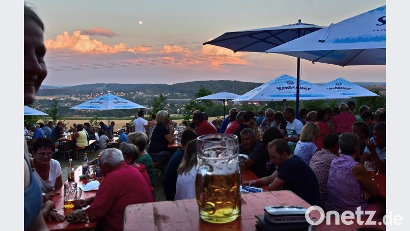 Sonnenuntergang beim Annabergfest in Sulzbach-Rosenberg. Petra Hartl