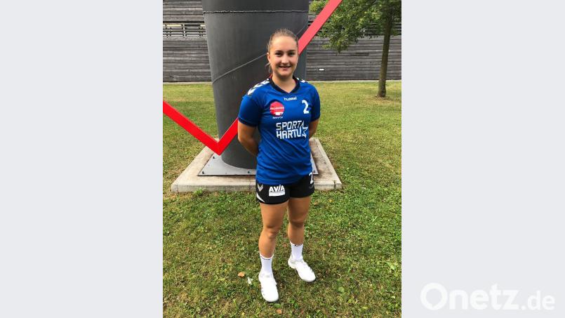 Nicole Schiegerl. zyz