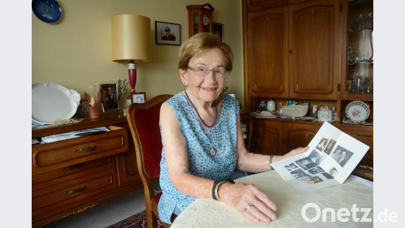 Kurz vor ihrem 100. Geburtstag öffnet Annemarie Ziegler Schübe und blättert in Erinnerungen. Nicht immer war das Leben gut zu ihr. Gabi Schönberger