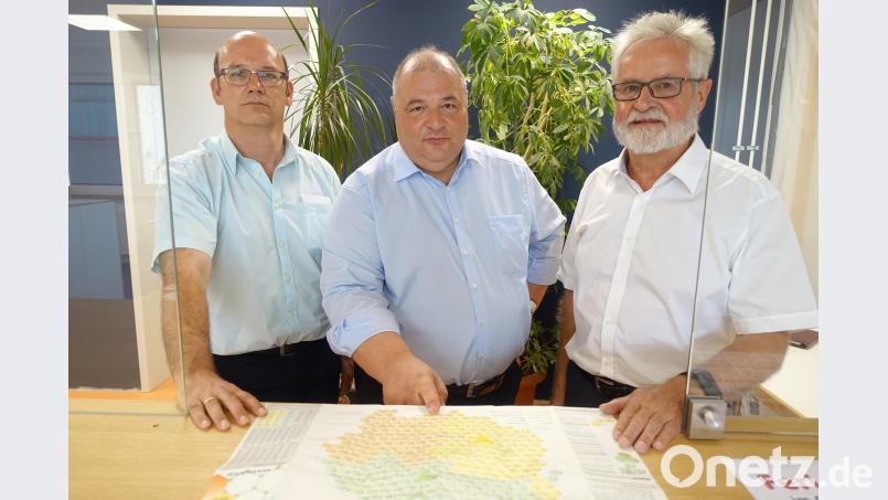 Enttäuscht über die Kritik der Studenten am Semesterticket sind (von links) Reinhard Bauer, Wolfgang Wies und Alfred Meller. Bild: Josef Wieder