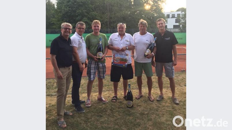 Vier Mannschaften kämpften beim Vier-Städte-Turnier des Tennisclubs Neunburg um den Sieg. mad
