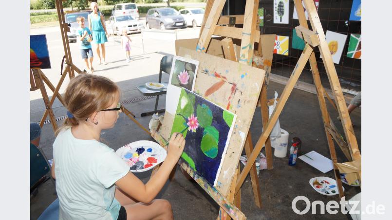 Richtige Kunstwerke schufen die Kinder und Jugendlichen. Selbst Vorbild Claude Monet hätte seine Freude gehabt. weu
