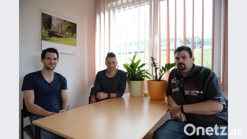 Die Planungen für die neue Saison bei der DJK Ursensollen laufen: Tom Kotzbauer, Andreas Graml und DJK Fußballspartenchef Daniel Meuler freuen sich auf die Zusammenarbeit im Verein. Andreas Brückmann