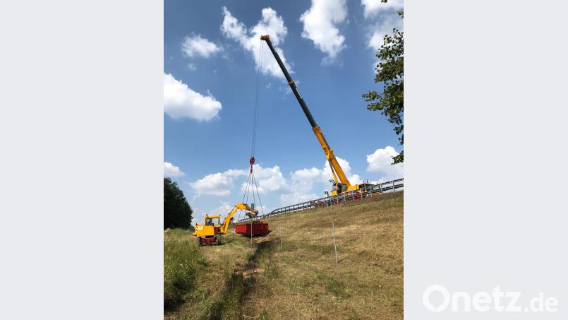 Lastwagenbergung in Laaber. Auer, Alexander