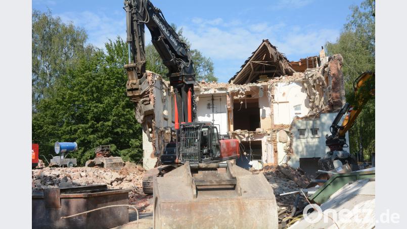 Das Haus 13 muss einem Neubau weichen, der zwei Stationen an die Klinik für Psychiatrie, Psychosomatik und Psychotherapie anbindet. Gabi Schönberger