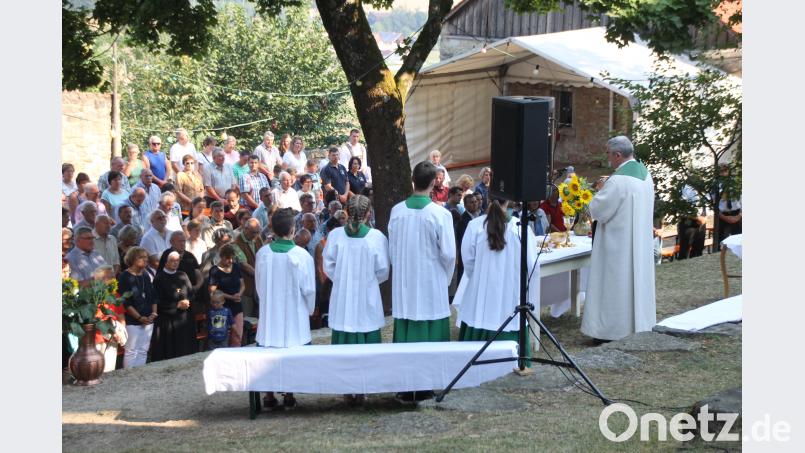 Wie in jedem Jahr, war auch der Festgottesdienst, zelebriert von Stadtpfarrer Alfons Kaufmann, sehr gut besucht. frd