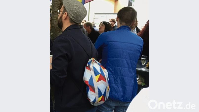 Ein Turnbeutel ist nichts für Männer? Das Pythagoras-Muster jedenfalls hat ihn hier überzeugt. mte