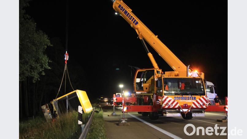 Folgenschwerer Unfall auf der A93 zwischen Hausen und Abensberg. Auer, Alexander