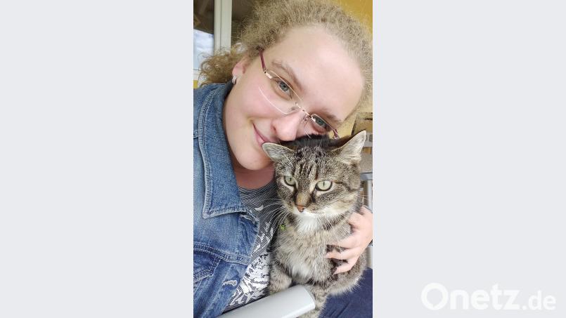 Die Katze heißt Martina. Sie hat ein M auf ihrer Stirn. Franziska Babl