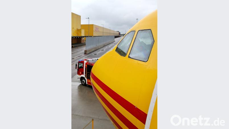 Wenn in Leipzig die Frachtflieger ankommen, dann wurde die Ladung vorab aus Weiden kontrolliert Jan Woitas/dpa