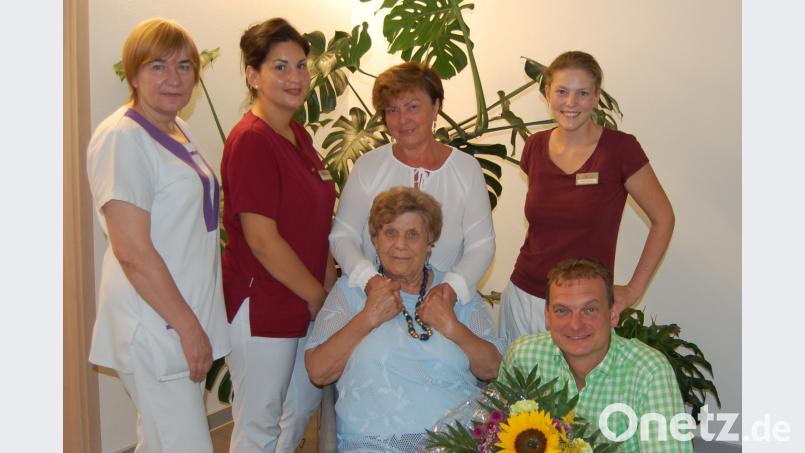 Erika Raab feiert im Seniorenheim Löffler 85. Geburtstag. sm