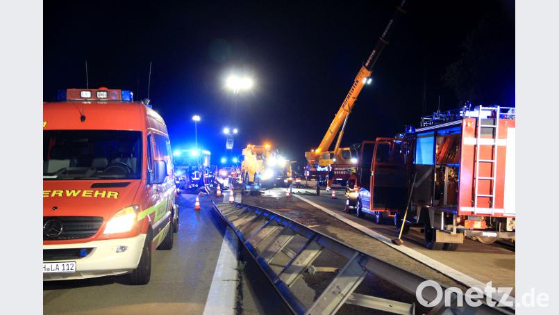 Folgenschwerer Unfall auf der A93 zwischen Hausen und Abensberg. Auer, Alexander