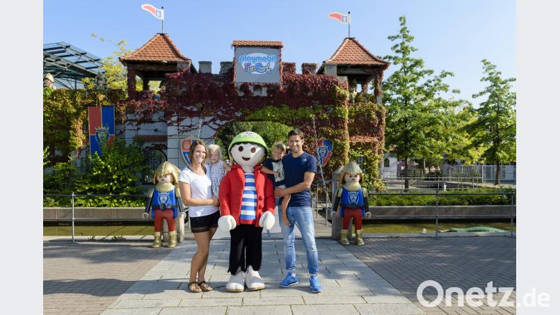 Foto: Uwe Niklas / 2016
Eine Verlosung über 5 x 4 Eintrittskarten wird am 28.07. im Neuen Tag, der Amberger Zeitung sowie der Sulzbach-Rosenberger Zeitung veröffentlicht. Sigritz, Marina