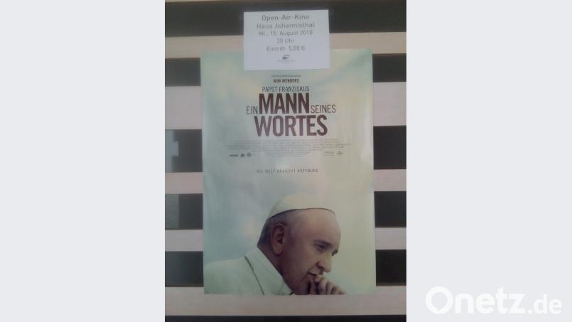 Der Papst flimmert am kommenden Mittwoch, 15. August, über die Open-Air-Leinwand, dazu gibt es ein kulinarisches Verwöhnprogramm von der Küchenchefin des Hauses Johannisthal. exb