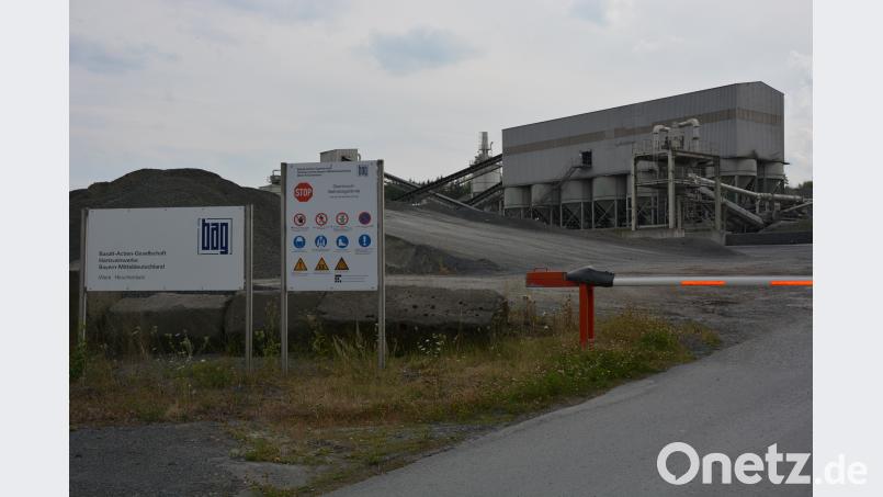 Von der Schließung nicht betroffen ist das Werk Hirschentanz. Ganz im Gegenteil, hier wurden weitere Flächen für den Basaltabbau freigegeben. jr