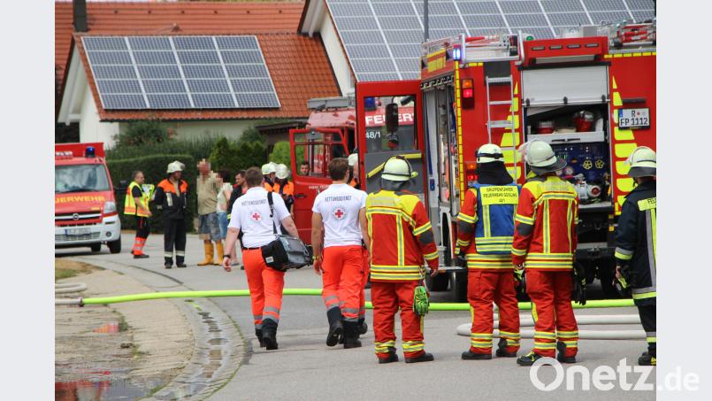 Hoher Schaden bei Brand einer Landmaschinenwerkstatt in Eltheim bei Barbing Auer, Alexander
