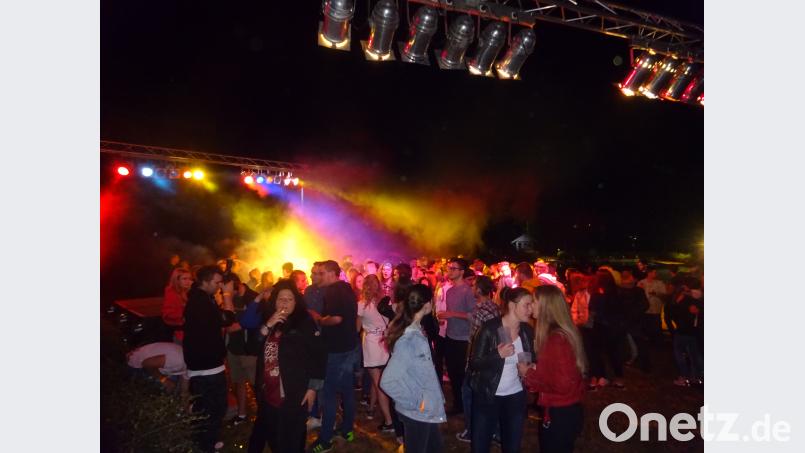 Zu bekannten Liedern wie &quot;Narcotic&quot; ist die Tanzfläche schnell gefüllt. wrm