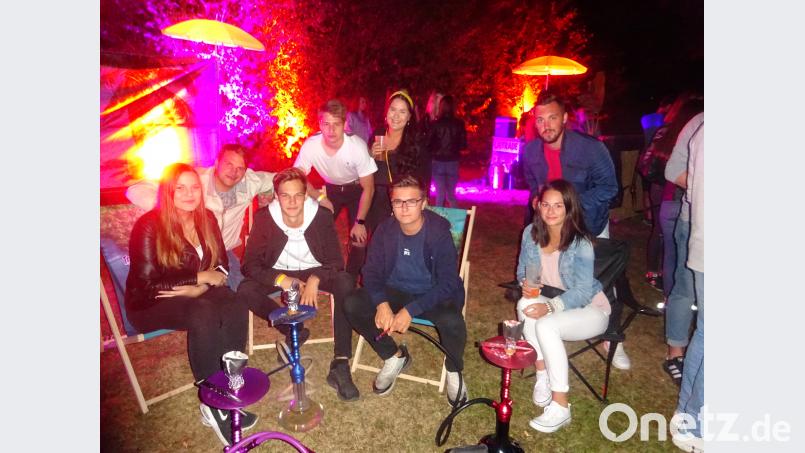 In der Chillout-Area gab es Shisha-Pfeiffen mit verschiedenen Geschmäckern wrm