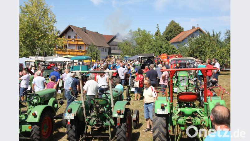 Hunderte von Fahrzeugen und Tausende von Gästen kamen zum Jubiläums- Oldtimertreffen 2018 frd
